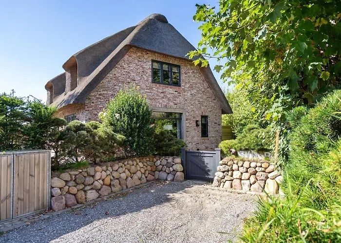 1-Bedroom Holiday Home
